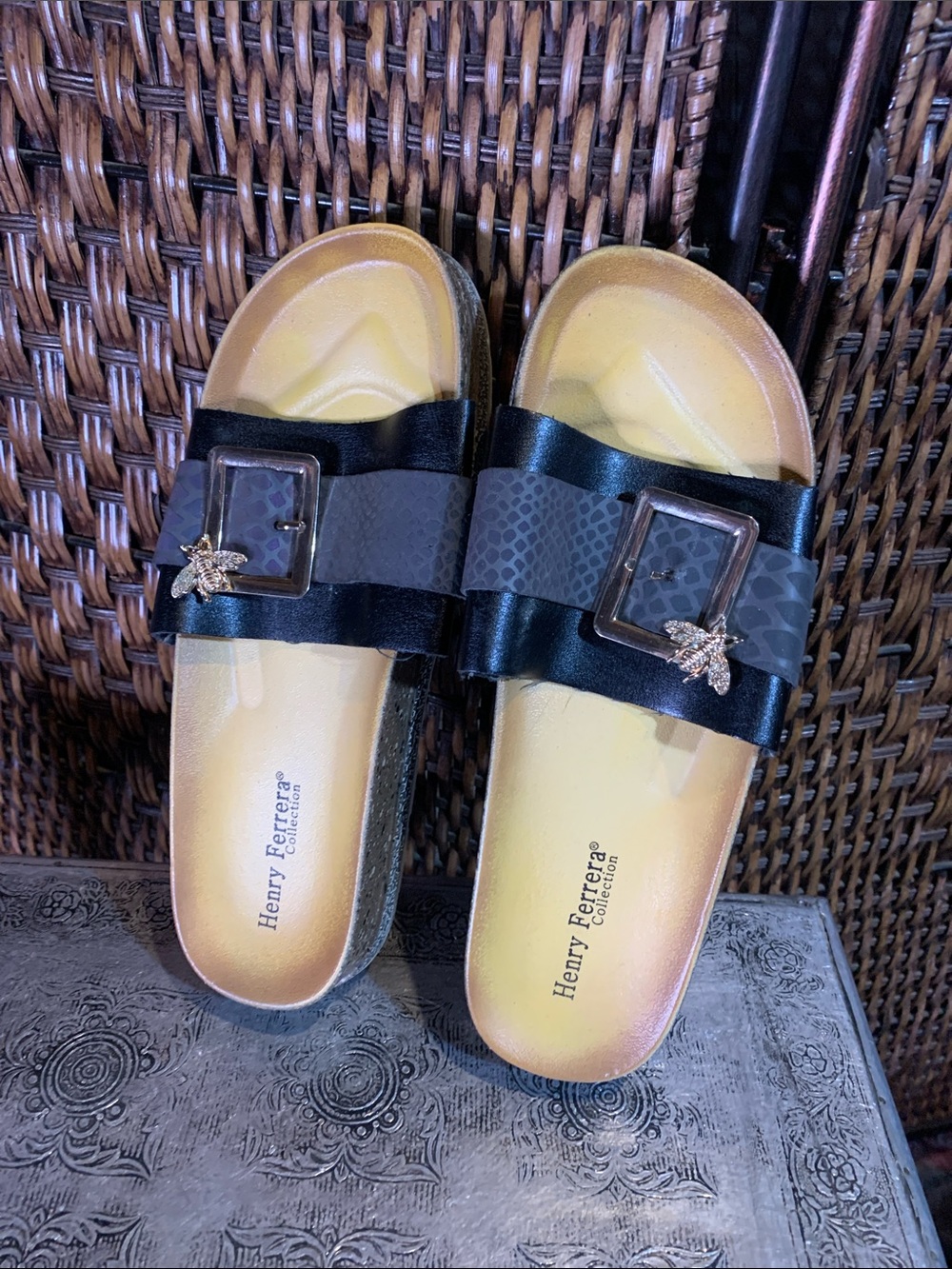 Henry Ferrera Slides with Dragonfly Size 9